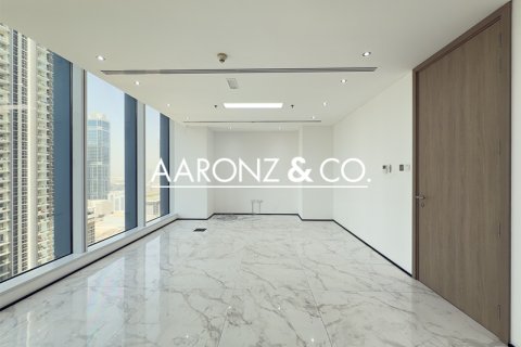 Office in Business Bay, Dubai, UAE 392.9 sq.m. № 670618 - photo 5