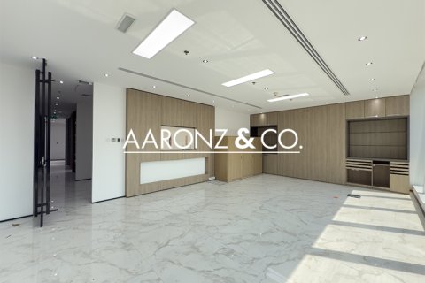 Office in Business Bay, Dubai, UAE 392.9 sq.m. № 670618 - photo 15