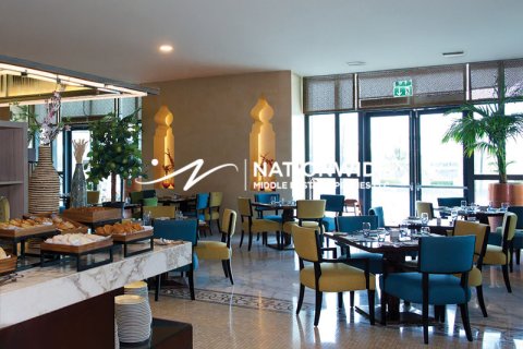 Appartement te koop in Abu Dhabi, VAE 3 slaapkamers, 133 vr.m., nr 679621 - foto 13