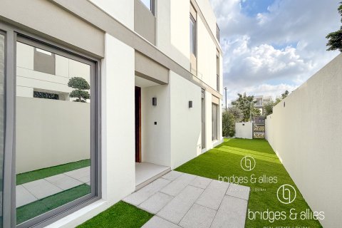 Villa Tilal Al Ghaf, Dubaijā, AAE 4 istabas, 217 m2 Nr. 687699 - attēls 2