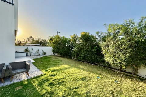 Dubai Hills Estate、Dubai、UAEにあるヴィラ 4ベッドルーム、347 m2 No687702