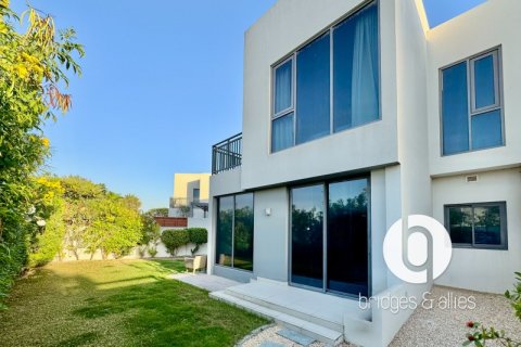 Dubai Hills Estate, UAE의 판매용 빌라 침실 4개, 347제곱미터 번호 687702 - 사진 4