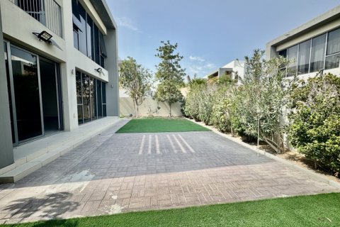 Villa til salgs i Dubai Hills Estate, Dubai, Emiratene 4 soverom, 473 kvm Nr. 687697 - Foto 9