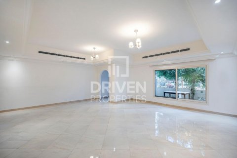 阿联酋 Dubai Jumeirah Village Circle 别墅 4 卧, 202 平方米 , 编号 684361