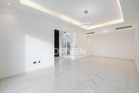 Вилла Al Quoz, Дубай, БАӘ-да 5 жатын бөлмелер, 505.49 м² № 762413 - фото 5