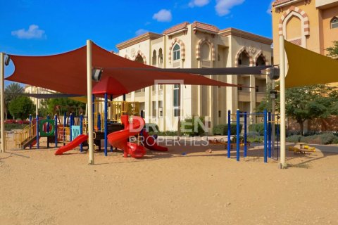 Zgrada u Dubai Investment Park, UAE 1005.68 m2 Br. 762411 - fotografija 11