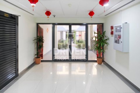 Épület itt: Dubai Investment Park, EAE, 1005.68 m², azonosító: 762411