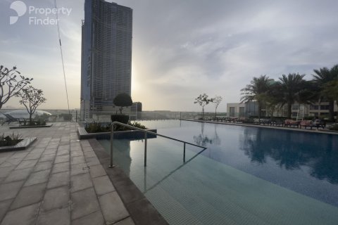 Business Bay, Dubai, UAE의 임대용 아파트 침실 2개, 123.56제곱미터 번호 637665 - 사진 15