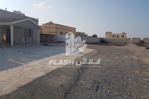 Land te koop in Al Dhait, Ras Al Khaimah, VAE 3902 vr.m., nr 656903 - foto 8