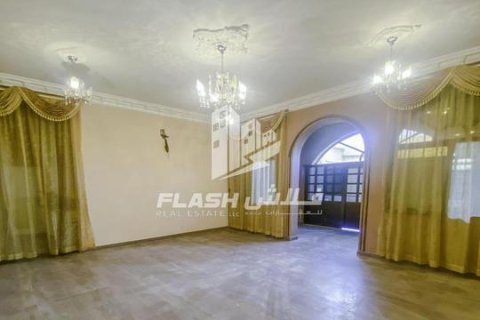 Villa te koop in Al Dhait, Ras Al Khaimah, VAE 9 slaapkamers, 929 vr.m., nr 656904 - foto 18
