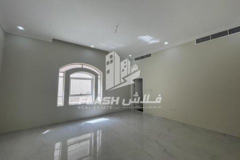 Villa te koop in Al Dhait, Ras Al Khaimah, VAE 4 slaapkamers, 1394 vr.m., nr 656899 - foto 10