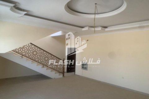 Villa à vendre à  Al Uraibi, Ras Al Khaimah, EAU 7 chambres, 970 m2 № 656900 - photo 4