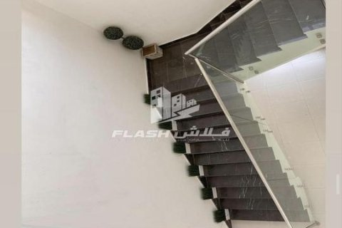 Vila u gradu Al Qusaidat, Ras Al Khaimah, UAE 6 spavaće sobe, 1394 m2 Br. 656901 - Slika 7