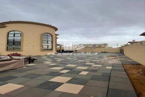 Villa til salg i Al Riffa, Ras Al Khaimah, UAE 3 soveværelser, 929 kvm № 656905 - foto 10