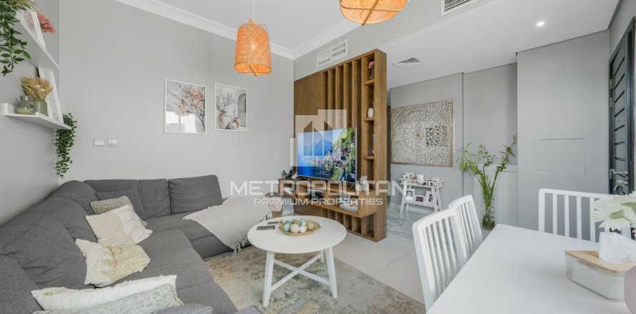 Casa urbana em DAMAC Hills (Akoya by DAMAC), Dubai, EAU 3 quartos, 166 m2 № 664074