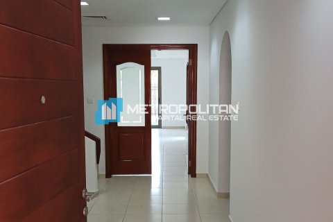 Vila v Abu Dhabi, SAE 4 ložnice, 274.1 m² Č.: 629957 - fotografie 13