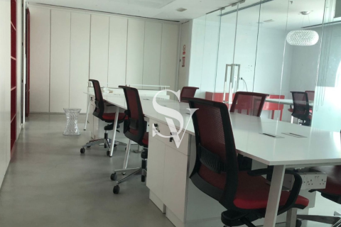 Офис Джумейра Лейк Тауэрс, Дубай, БАӘ-да 108 м² № 658042 - фото 2