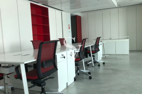 Офис Джумейра Лейк Тауэрс, Дубай, БАӘ-да 108 м² № 658042 - фото 6