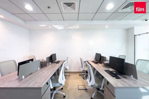Office til salg i Business Bay, Dubai, UAE 76.3 kvm № 648059 - foto 6