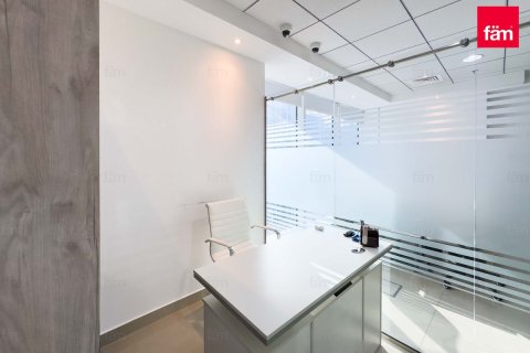 Office til salg i Business Bay, Dubai, UAE 76.3 kvm № 648059 - foto 10