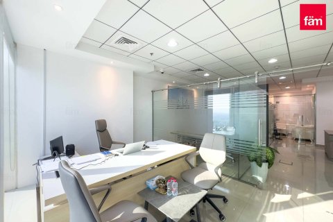 Office til salg i Business Bay, Dubai, UAE 76.3 kvm № 648059 - foto 3
