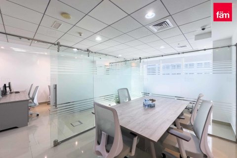 Office til salg i Business Bay, Dubai, UAE 76.3 kvm № 648059 - foto 4