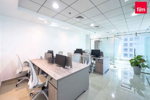Office til salg i Business Bay, Dubai, UAE 76.3 kvm № 648059 - foto 1