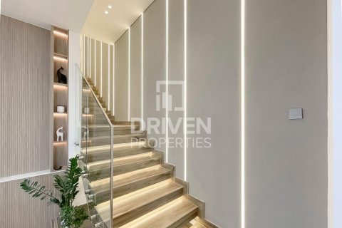 Radový dom v Jumeirah Village Circle, Dubai, SAE 4 spálne, 282 m2 č. 654701 - Fotografia 7