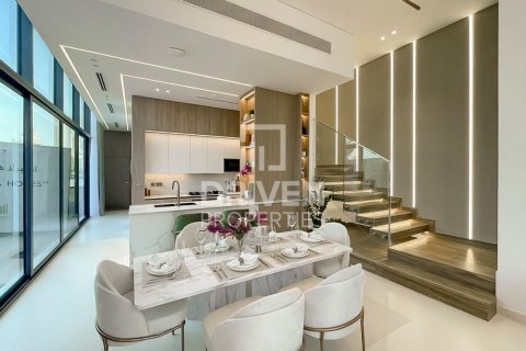 Radový dom v Jumeirah Village Circle, Dubai, SAE 4 spálne, 282 m2 č. 654701 - Fotografia 10