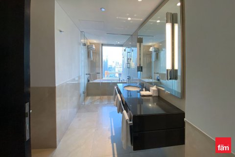 דירה להשכרה ב Dubai Marina, Dubai, איחוד האמירויות  1 חדר שינה, 81.8 מ"ר, מספר 668988 - תמונה 10