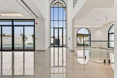 Dubai, BAE’de kiralık villa 5 yatak odası, 1219.07 m² No 754469 - fotoğraf 9