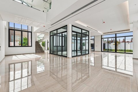 Dubai, BAE’de kiralık villa 5 yatak odası, 1219.07 m² No 754469 - fotoğraf 7