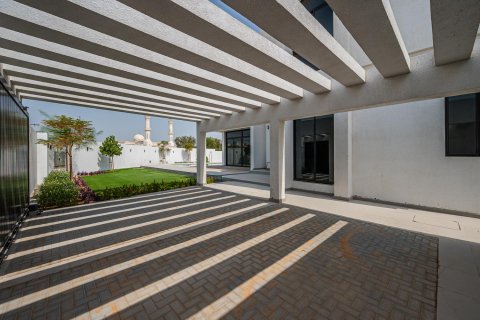 Dubai, BAE’de kiralık villa 5 yatak odası, 1219.07 m² No 754469 - fotoğraf 2