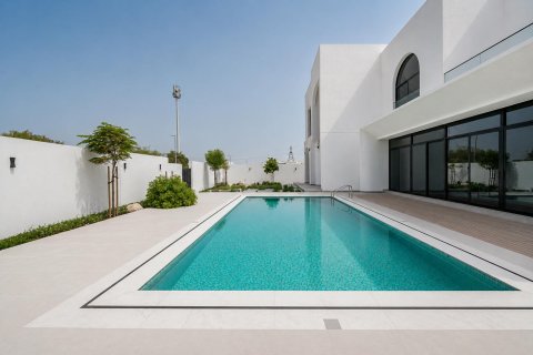 Dubai, BAE’de kiralık villa 5 yatak odası, 1219.07 m² No 754469 - fotoğraf 4