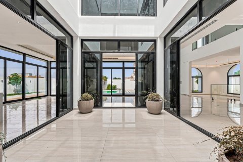 Dubai, BAE’de kiralık villa 5 yatak odası, 1219.07 m² No 754469 - fotoğraf 15