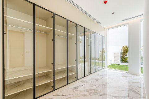 Dubai, BAE’de kiralık villa 4 yatak odası, 1505.77 m² No 754472 - fotoğraf 16