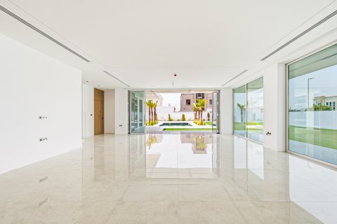Dubai, BAE’de kiralık villa 4 yatak odası, 1505.77 m² No 754472 - fotoğraf 8