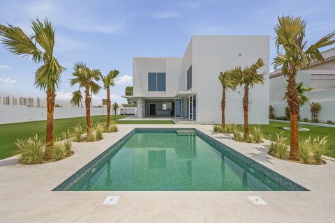 Dubai, BAE’de kiralık villa 4 yatak odası, 1505.77 m² No 754472 - fotoğraf 2