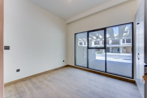 Rumah bandar di Damac Lagoons, Dubai, UAE 4 bilik tidur, 143.98 meter persegi № 754467 - foto 2