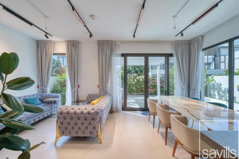 Villa i Tilal Al Ghaf, Dubai, UAE 5 soveværelser, 246.66 kvm № 747698