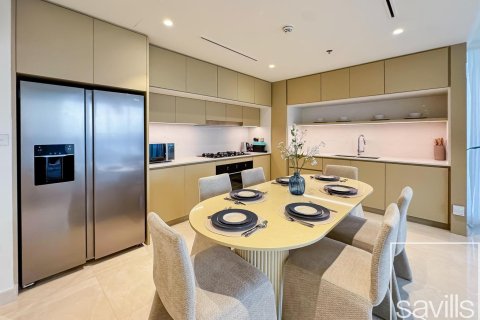 Dubai Harbour, Dubai, UAE의 임대용 아파트 침실 3개, 178제곱미터 번호 747697 - 사진 3