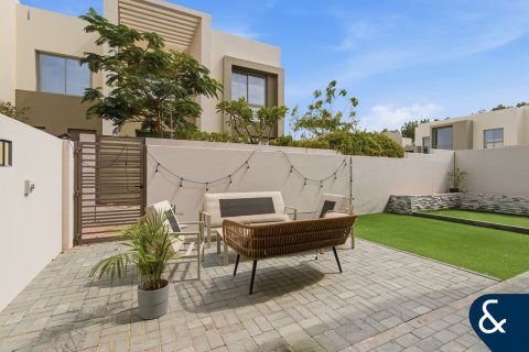 Villa zum Verkauf in Arabian Ranches 2, Dubai, VAE 4 Schlafzimmer, 264 m2 Nr. 697740 - Foto 7