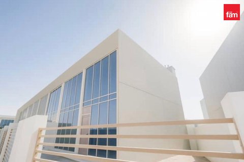 Dubai, UAE의 임대용 타운하우스 침실 3개, 137.7제곱미터 번호 769130 - 사진 8