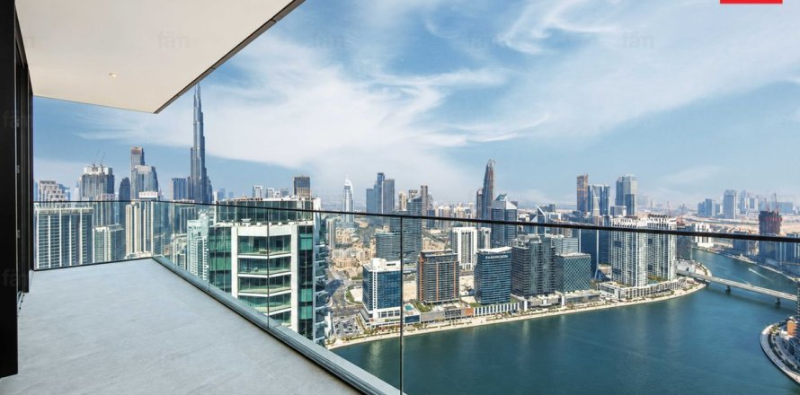 Wohnung in Business Bay, Dubai, VAE: 4 Schlafzimmer, 240.7 m2 Nr. 769129