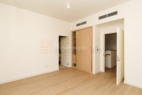 Townhouse de închiriat în Jebel Ali, Dubai, EAU 4 dormitoare, 344 mp.  №728806 - poză 3