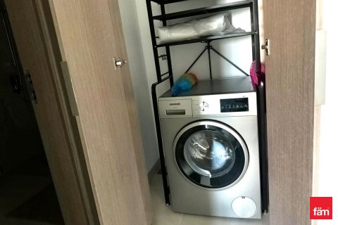 Apartmen di Al Wasl, Dubai, UAE 1 bilik tidur, 63.3 meter persegi № 679014 - foto 12