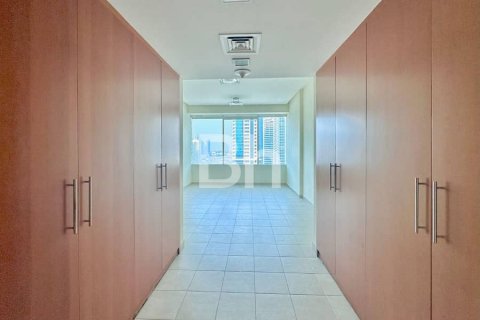 Apartament në Jumeirah Lake Towers, Dubai, Emiratet e Bashkuara Arabe 2 dhoma gjumi, 189 m2. № 643562 - Foto 8