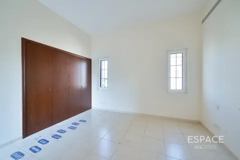 Arabian Ranches, Dubai, संयुक्त अरब अमीरात में विला, 3 बेडरूम, 350 वर्ग मीटर, संख्या 661089 - फ़ोटो 10