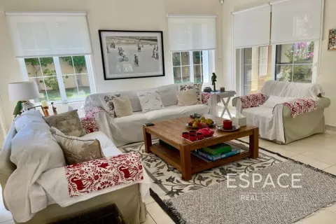 Vilă de vânzare în Arabian Ranches, Dubai, EAU 3 dormitoare, 350 mp. №661089 - poză 3