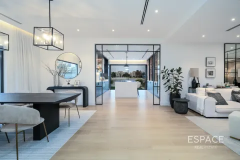 Villa in The Lakes, Dubai, UAE 4 bedrooms, 336 sq.m. № 661088 - photo 20